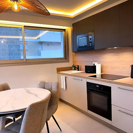 Neuf Luxe Plages Croisette Palais Festivals A Pied * Cannes