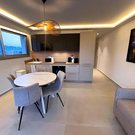 Neuf Luxe Plages Croisette Palais Festivals A Pied Apartamento Cannes